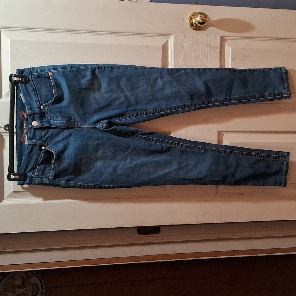 Seven7 woman size 6 tummy-less high-rise skinny jeans